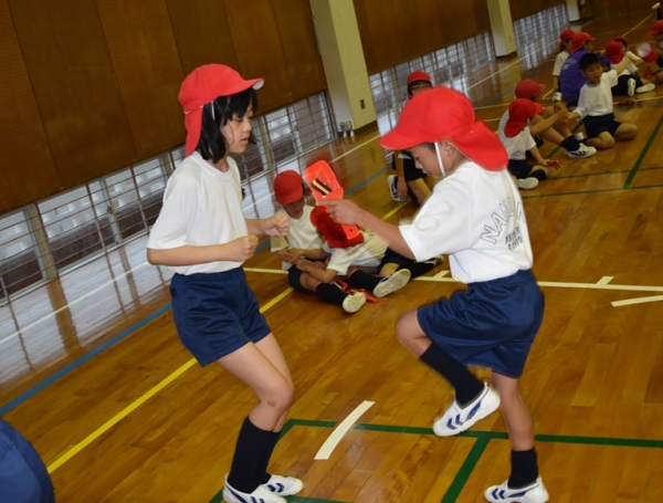 教える方も教わる方も一生懸命です。