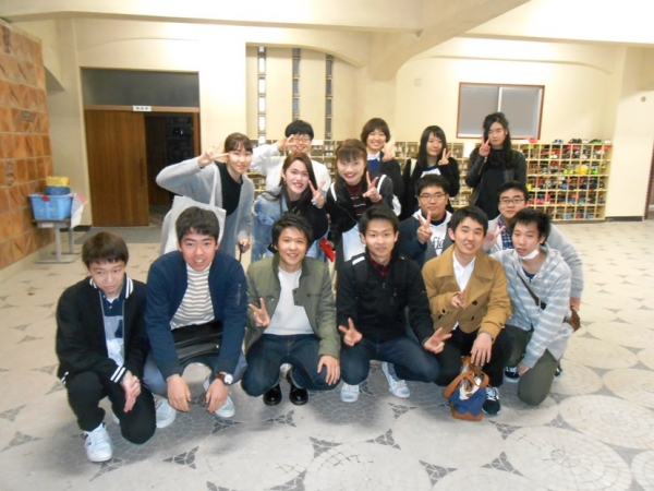 平成２２年度卒業の子どもたちも進学のお知らせに来てくれました。