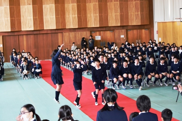 ジェスチャーゲーム（5年生）