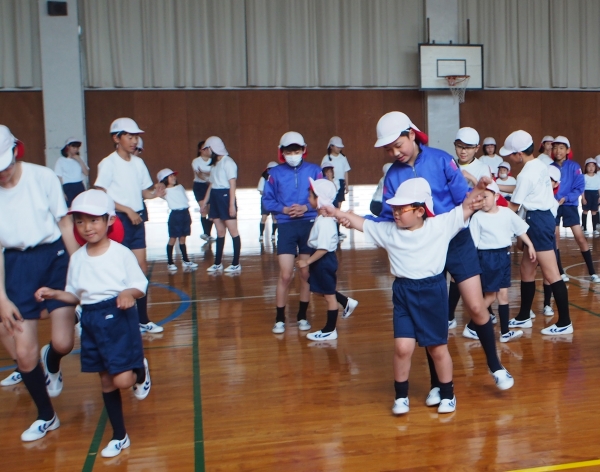 手取り、足取り･･･