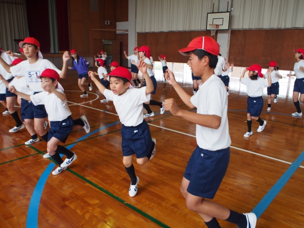 最後は、みんなで踊ります♪