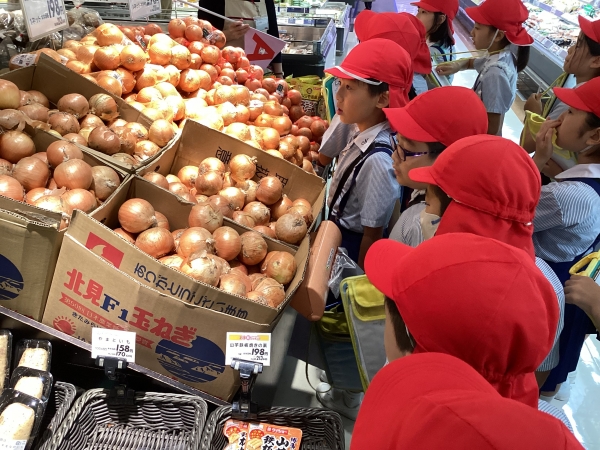 お店屋さんは、どんな工夫をしているのかな？