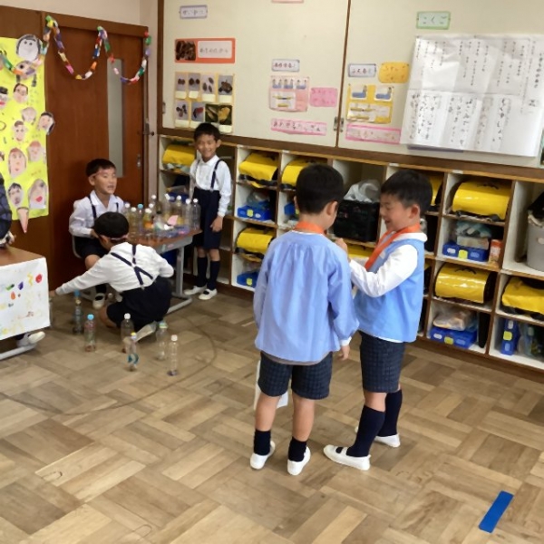 「ボーリング上手にたおせるかな？」