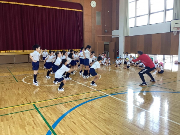 忍者になるお手本！そらっ！大ジャンプ！