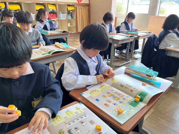 みんな真剣に探しています