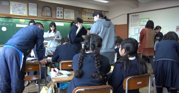 直径と円周の関係について自分の考えをまとめます。