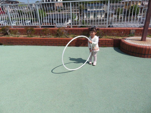 フープ転がしますよ～