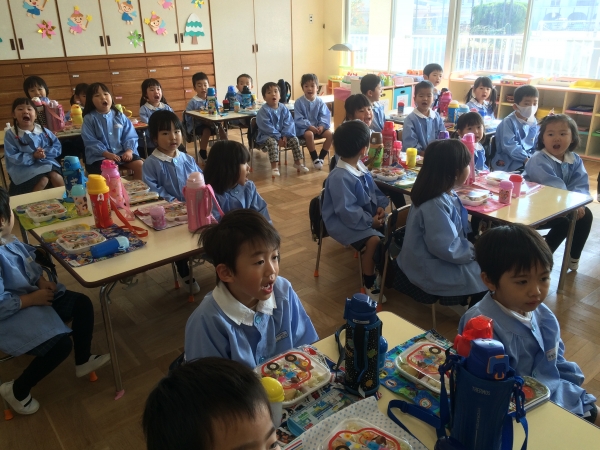 お歌を歌ったよ♪