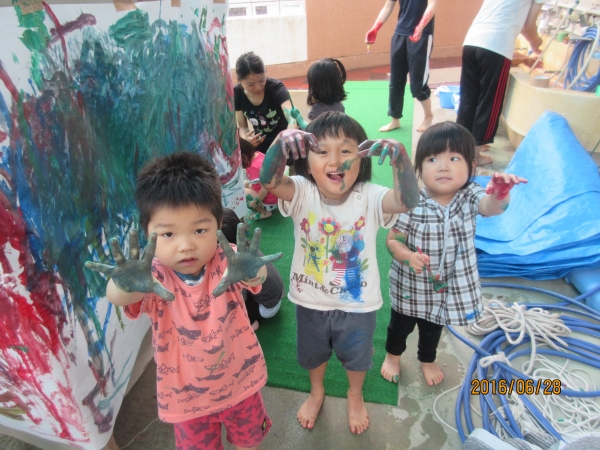 こんな手になっちゃった(*^^*)