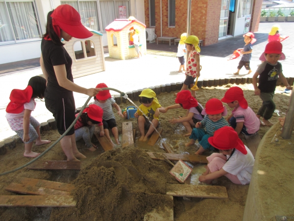 お水気持ちいいねー☆