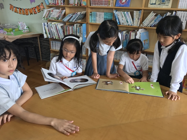 絵本も一緒に読んでくれたよ!