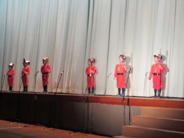 第３幕　　ナザレのむら　兵隊